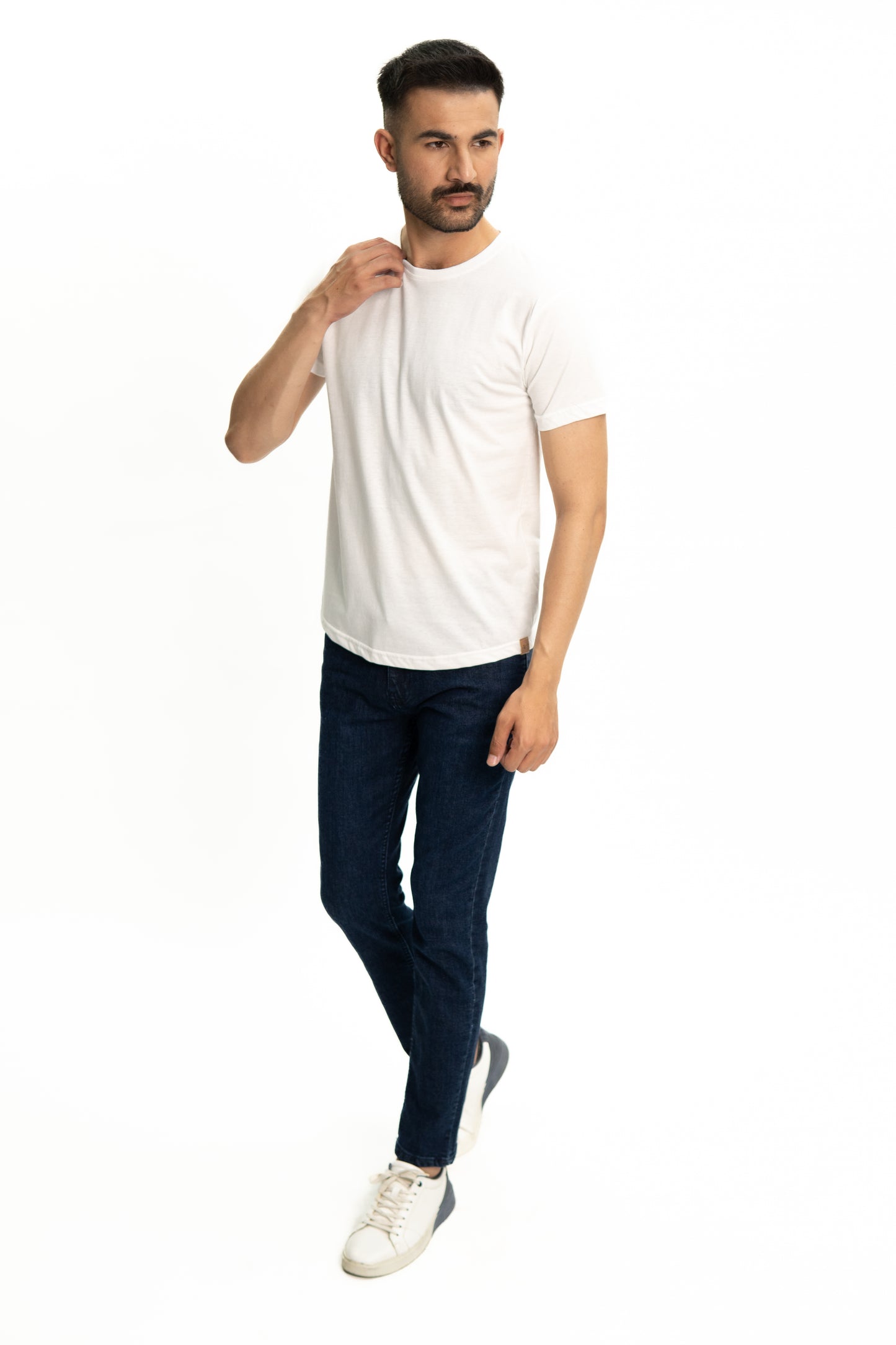 IVAR® Luxeknit White shirt (Curved Hem design)