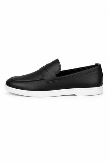 IVAR® Black Urban Penny Loafers