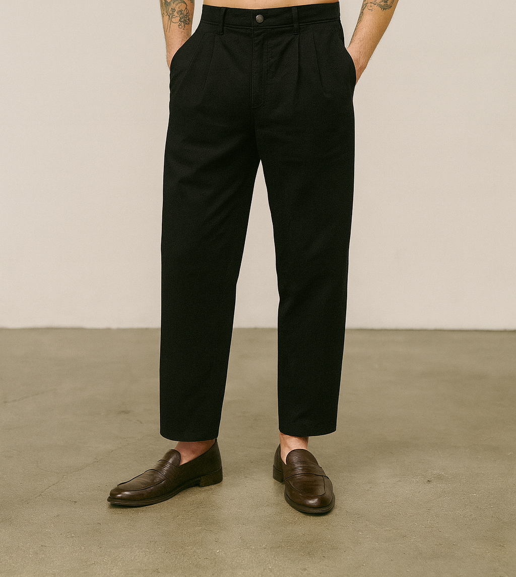 IVAR® Black Twill Straight Fit Pleated Pants