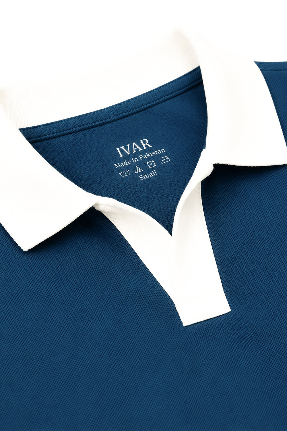 IVAR Ink Blue Contrast J/C Polo - Collar Close-Up Detail - IVAR Clothing