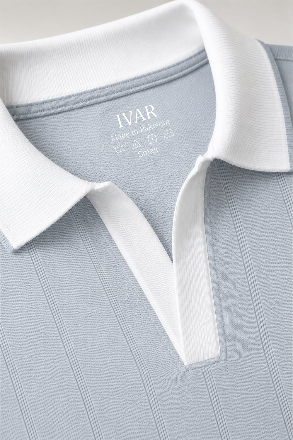 IVAR Mist Drop Needle Polo - Close-Up Collar Detail - IVAR Clothing