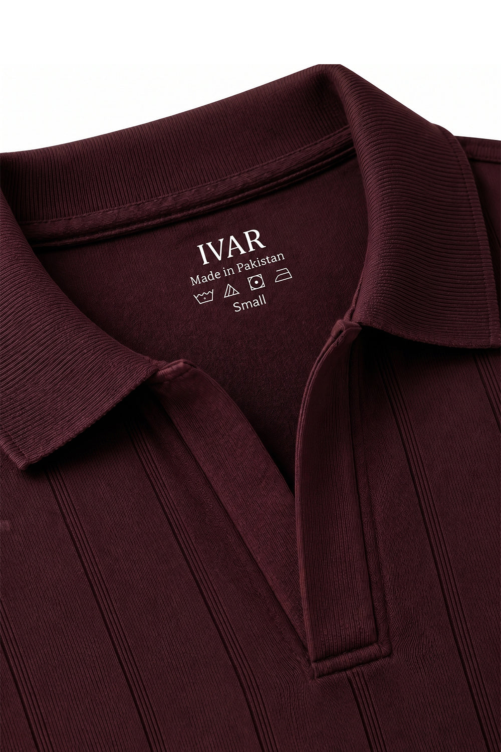 Close-up of Maroon Dropneedle Full Sleeve Polo Johnny collar and dropneedle texture