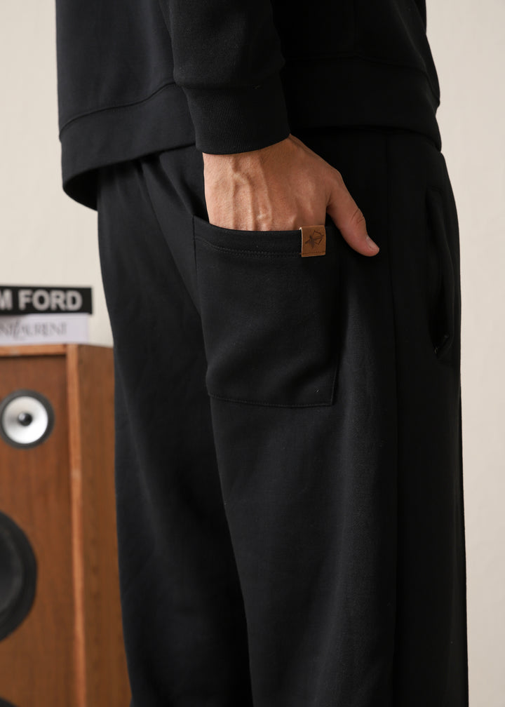 IVAR® Black Fleece Pleated Pants