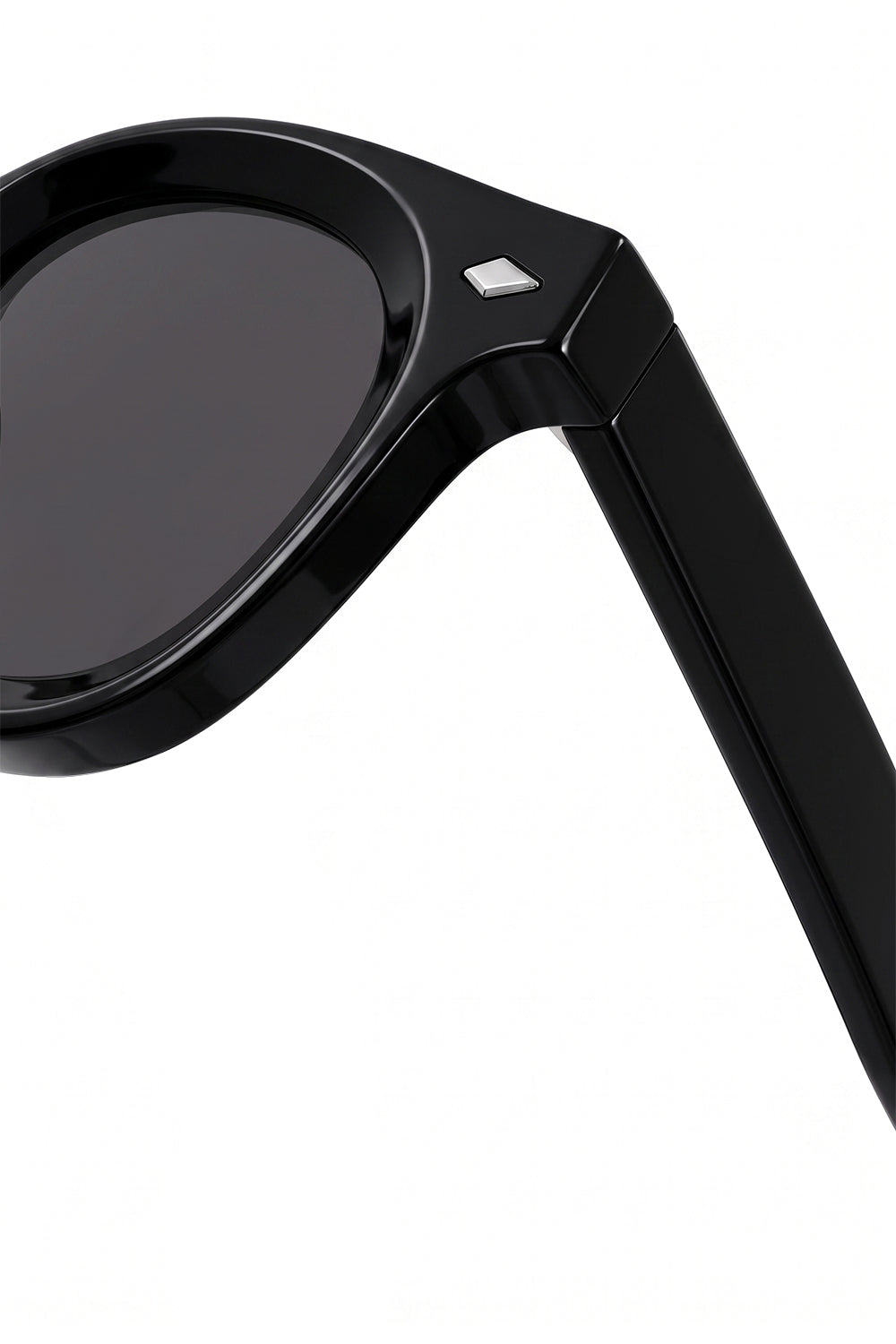 Ivar Legacy UV Protection Glasses - Close-Up Lens Detail - IVAR Clothing
