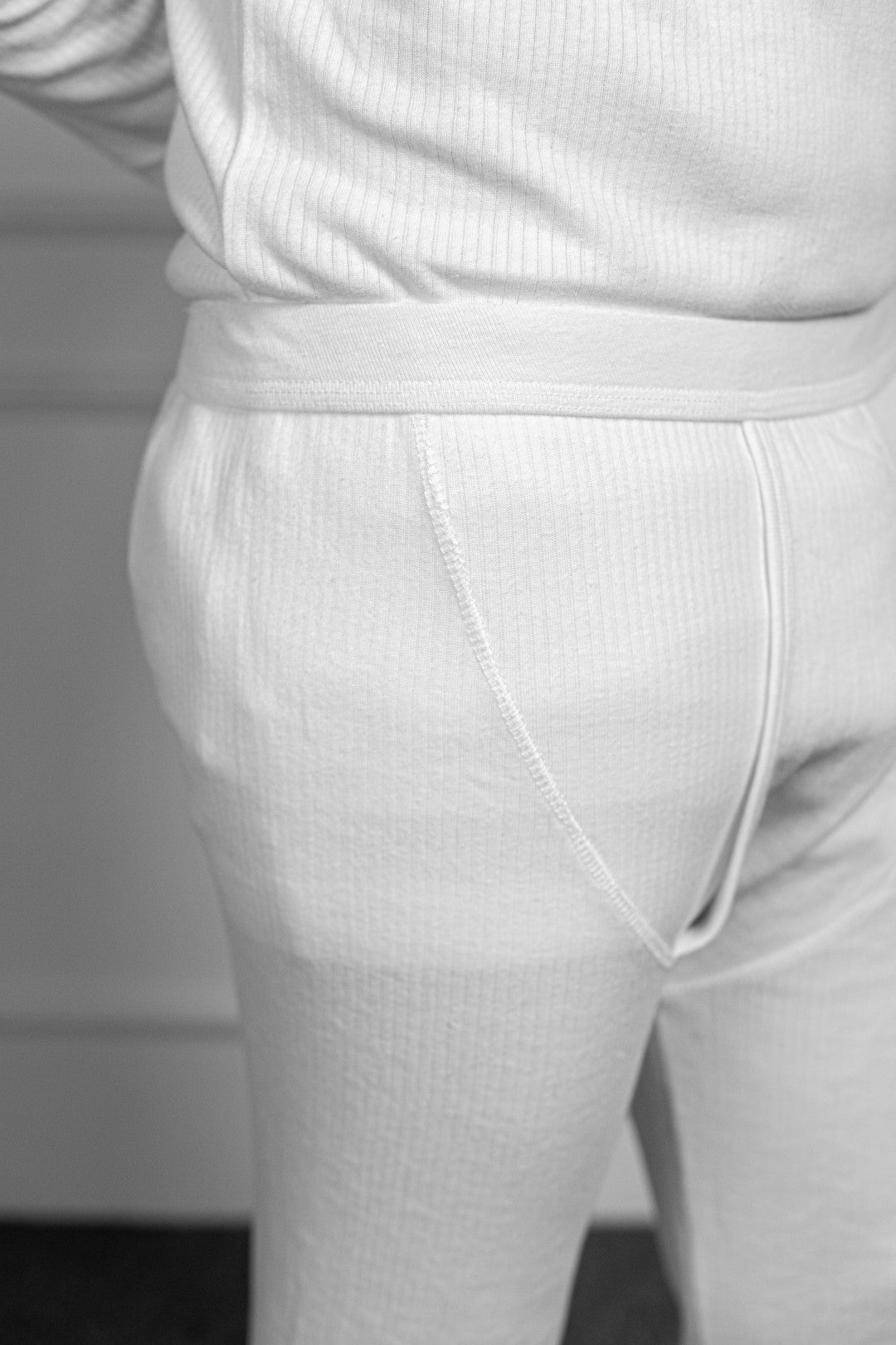 IVAR® Ribbed Compression Bottom White