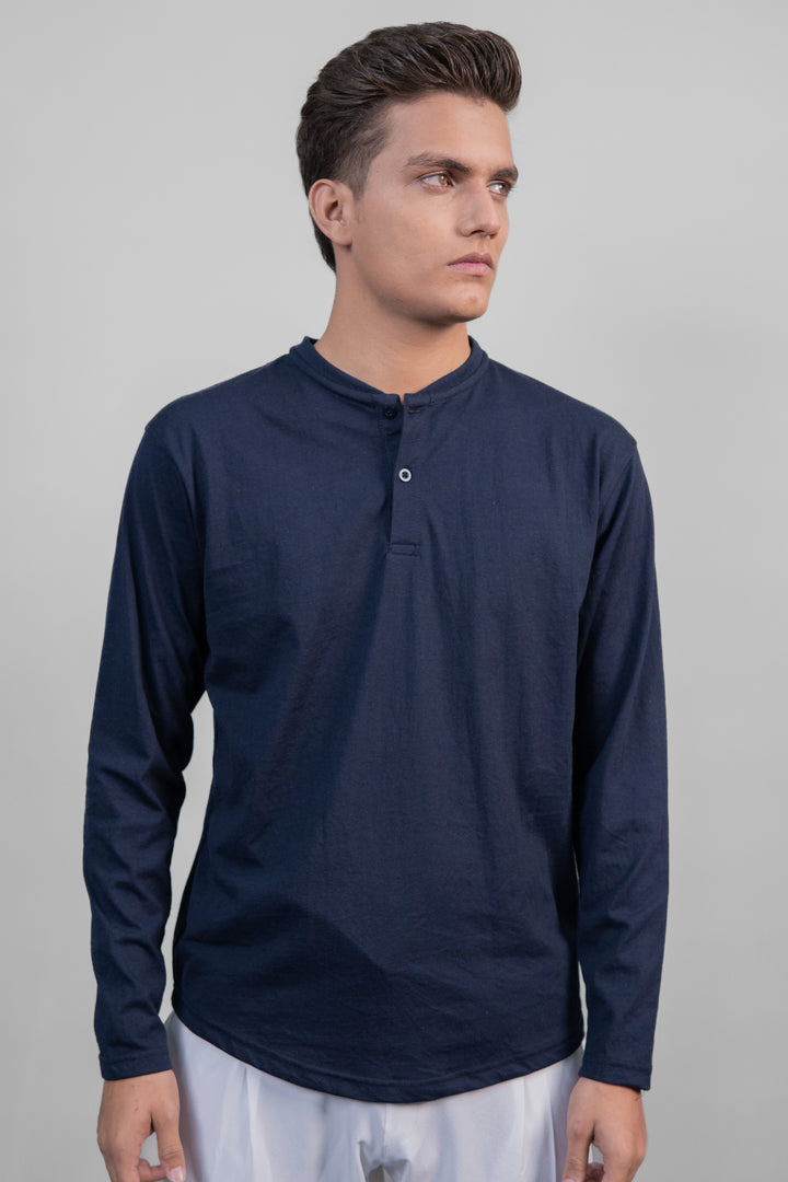 IVAR® Heatlock Curved Hem Henley