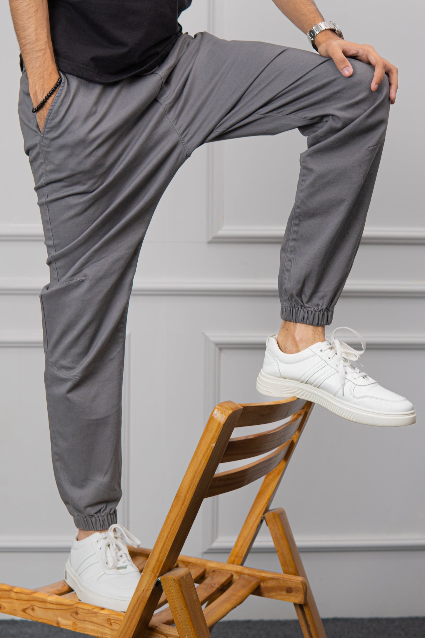 IVAR® Charcoal Enzyme Wash Chino Joggers