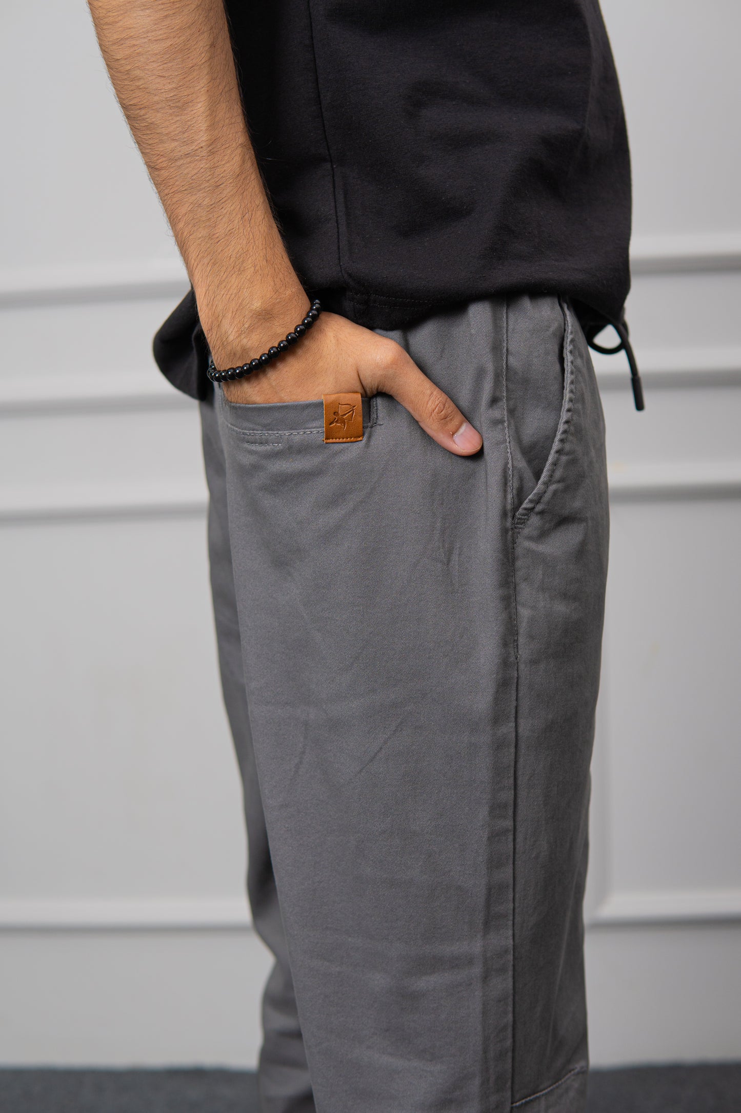 IVAR® Charcoal Enzyme Wash Chino Joggers