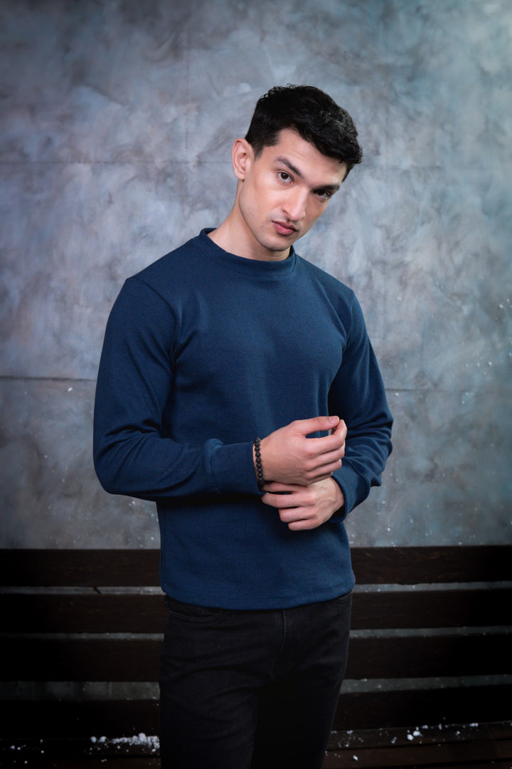 IVAR® Navy Textured Sweatshirt