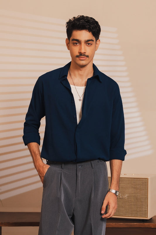 IVAR® Navy Veil Buttondown Shirt