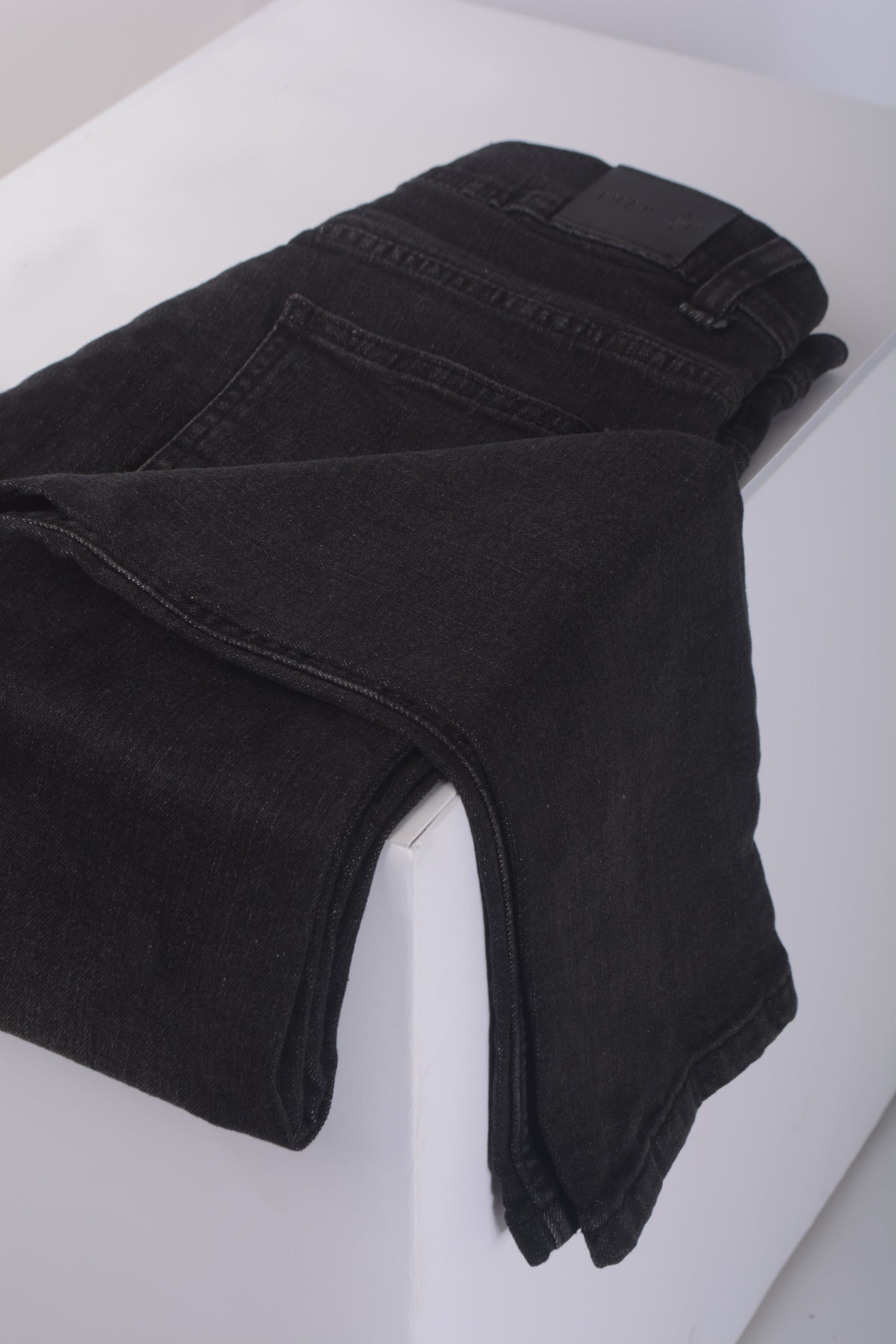 IVAR® Black Denim Jeans