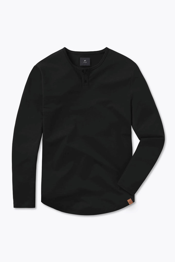 IVAR® Black Heatlock Curved Hem Henley